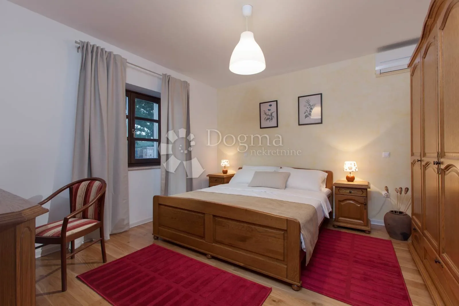 Gallery photo 11