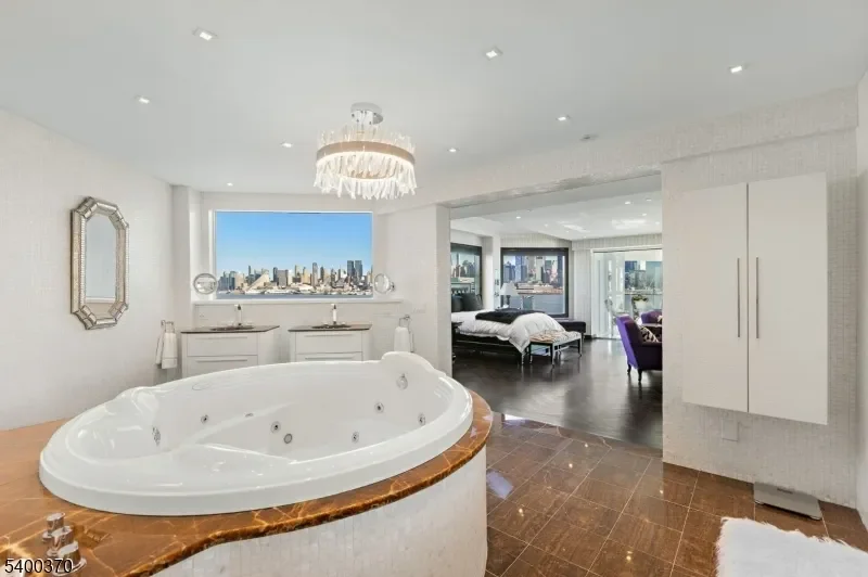 Gallery photo 10