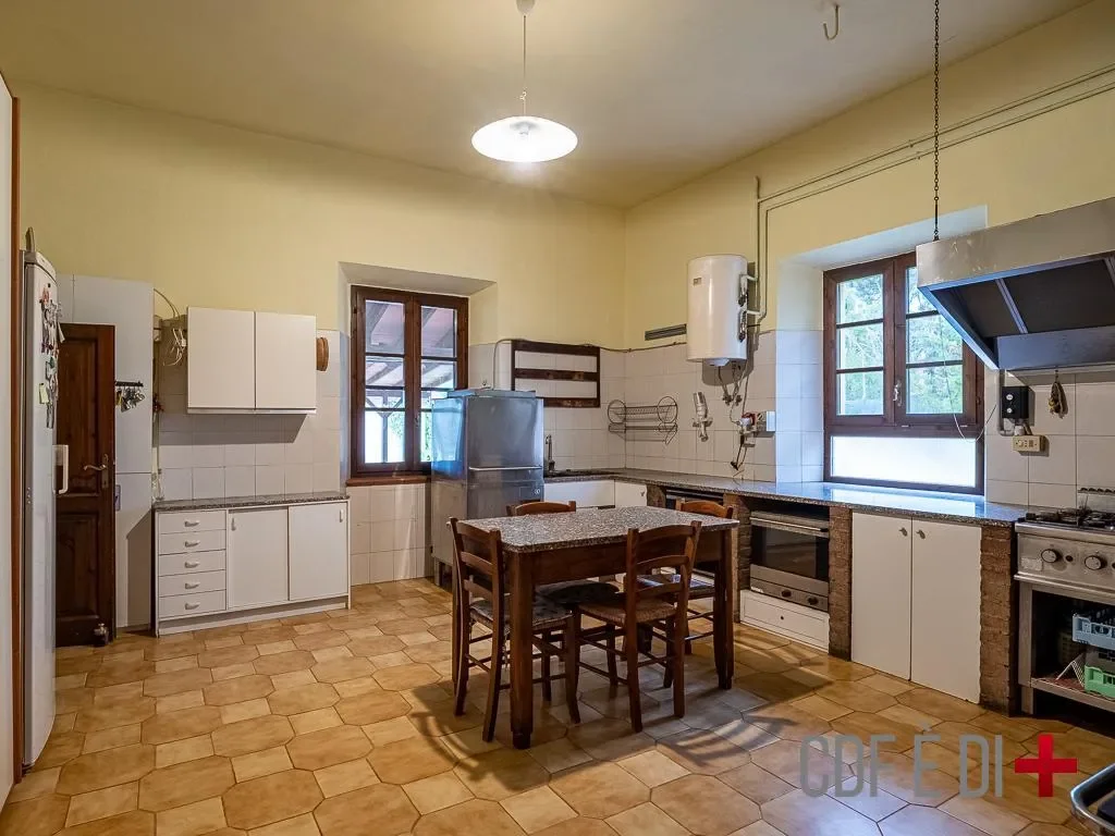 Gallery photo 10