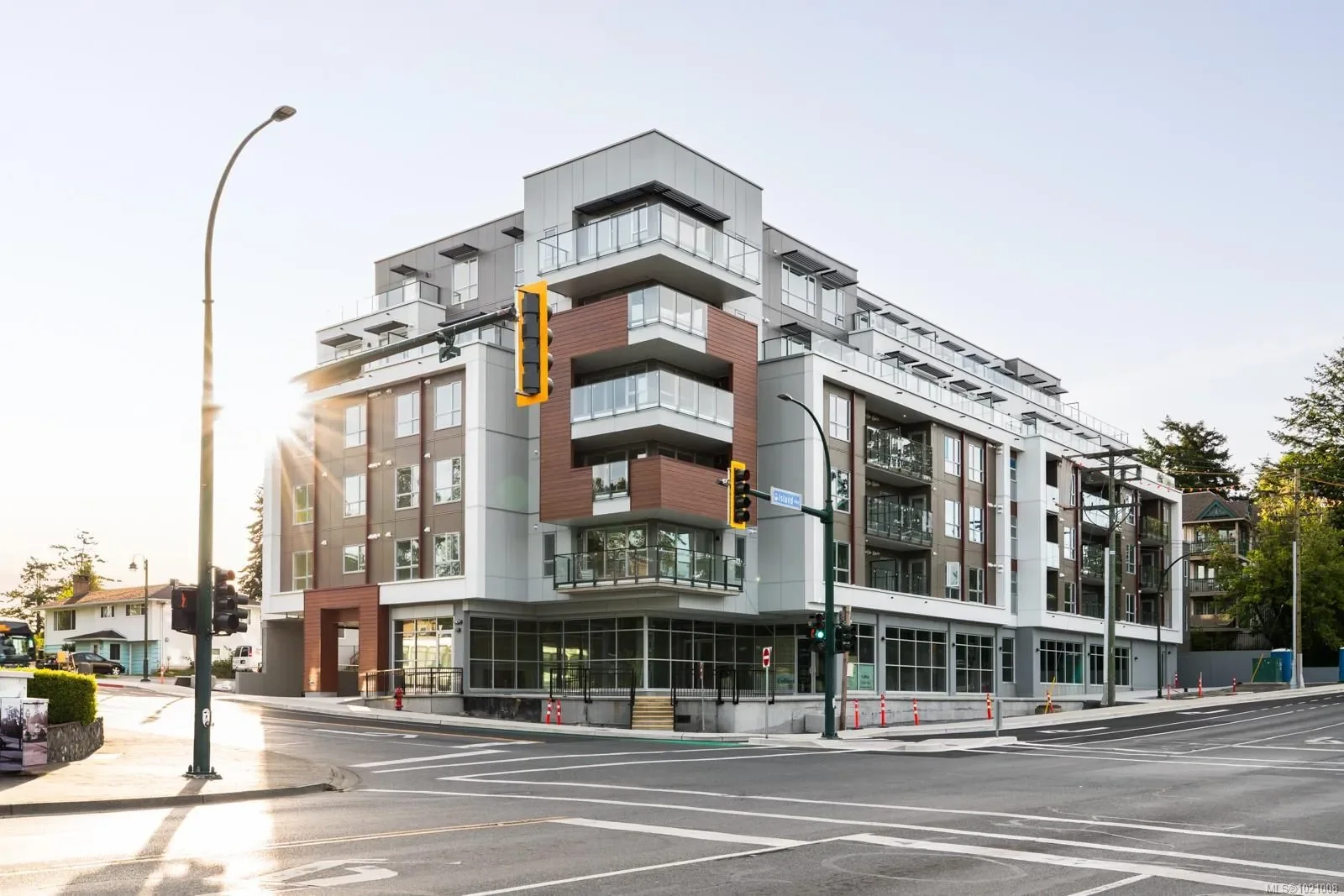 258 Helmcken Rd 309, View Royal, British Columbia, Canada. - Hero Image