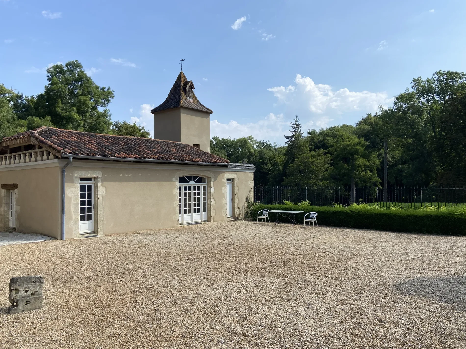 Duran, Occitanie, France. - Photo 10