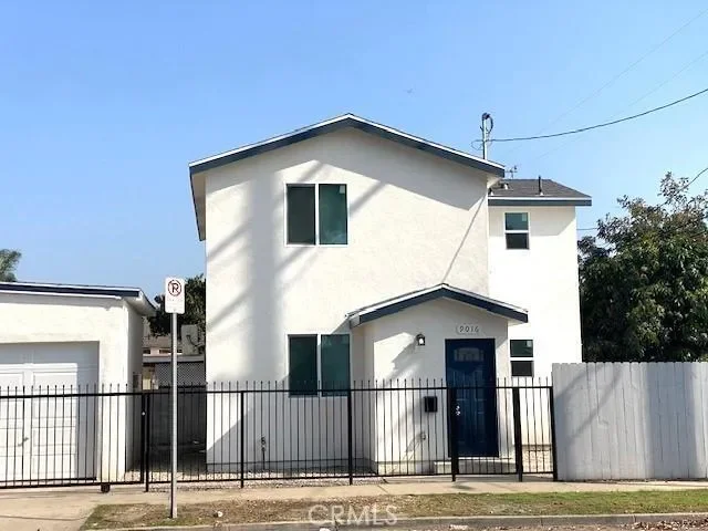 800 90th, Los Angeles, CA 90002, Los Angeles, California, United States. - Photo 11