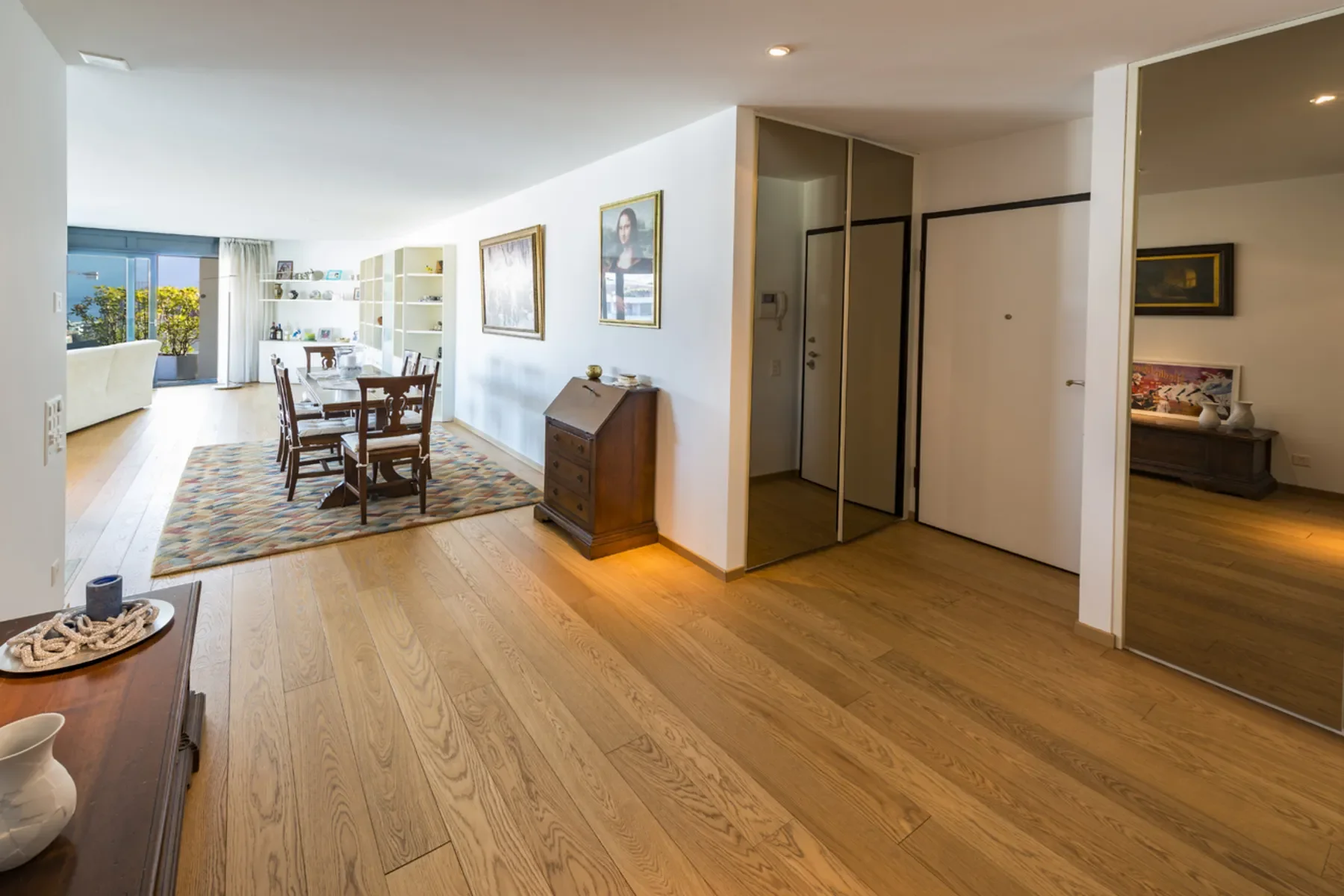 Gallery photo 3