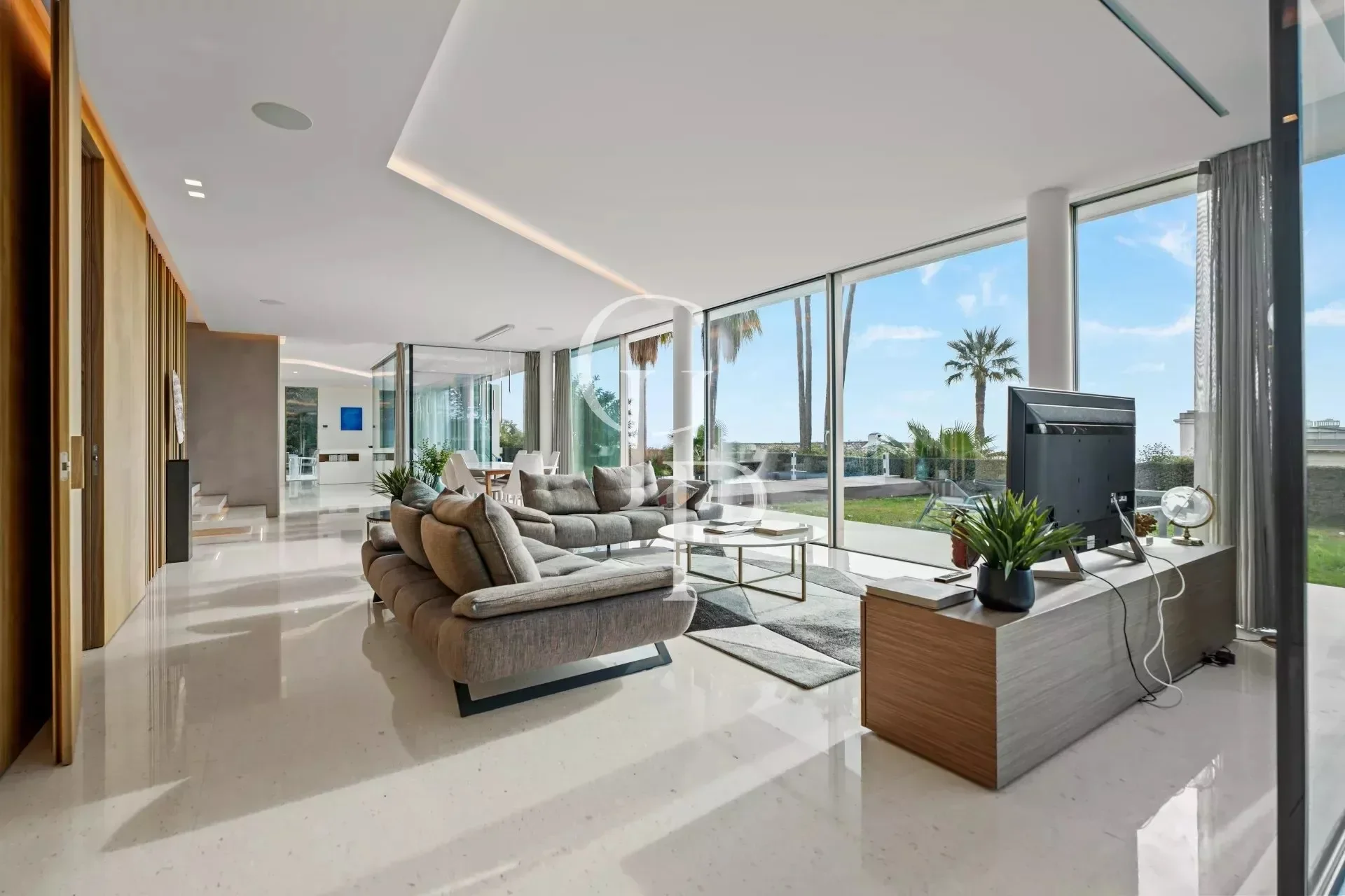 Gallery photo 9
