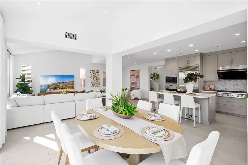 106 Albero, Irvine, California, United States. - Photo 16
