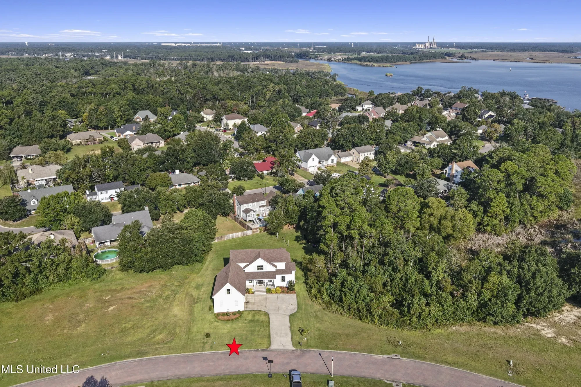407 Goose Pointe Boulevard, Biloxi, MS 39531, Biloxi, Mississippi, United States. - Photo 61