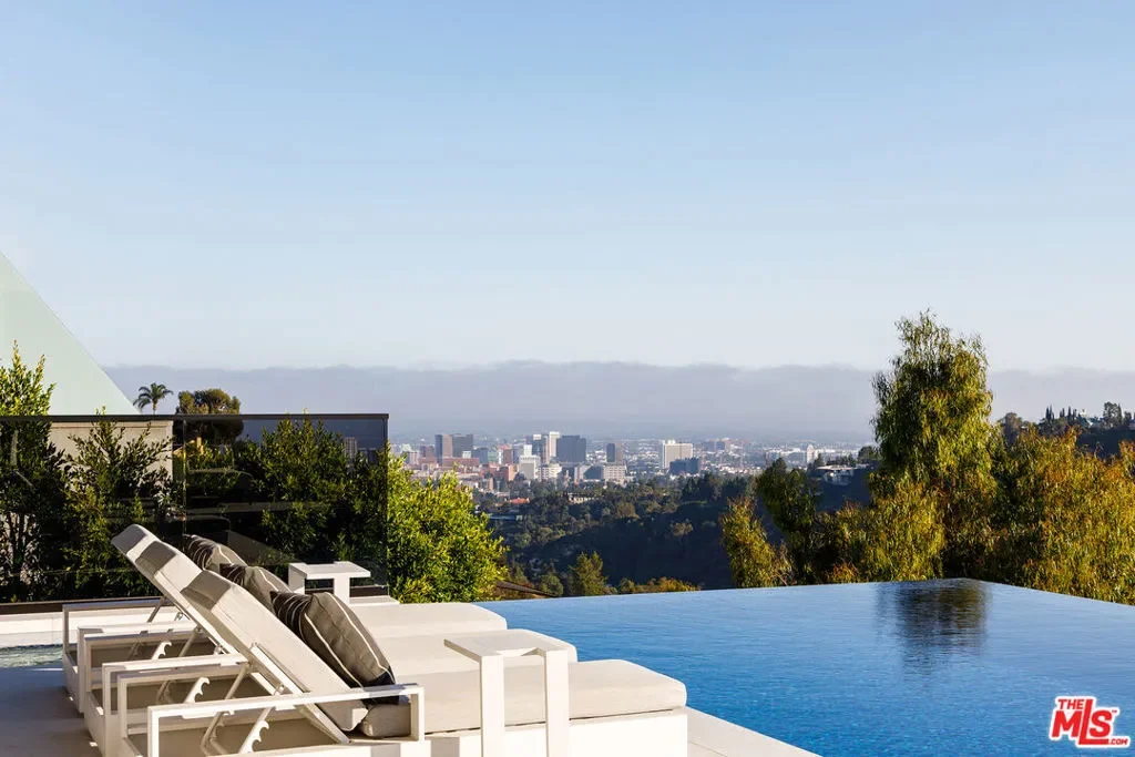 1475 Bel Air Road, Los Angeles, California, United States. - Photo 21