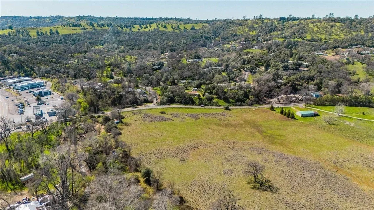 18525 Rawhide Rd, Jamestown, CA 95327, Jamestown, California, United States. - Photo 17