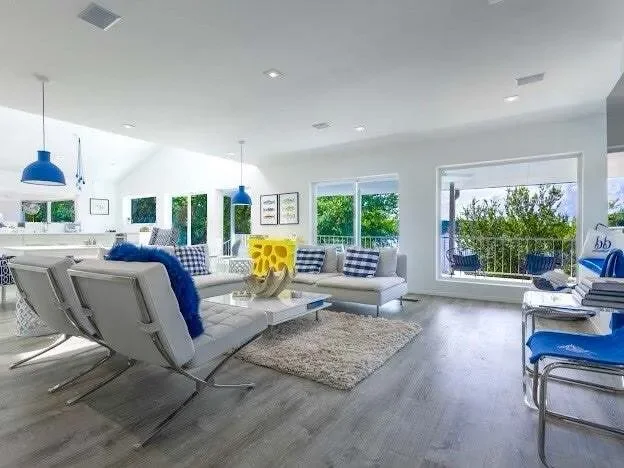 Gallery photo 10