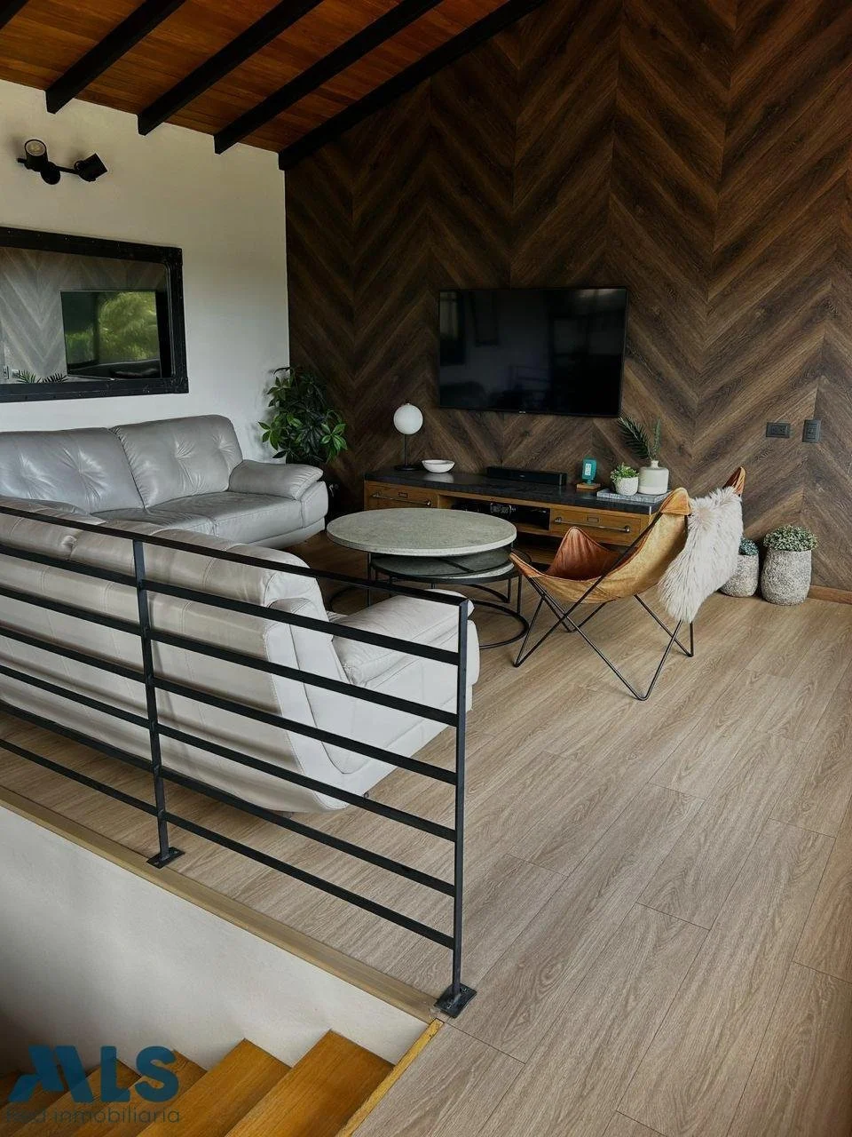 Gallery photo 8