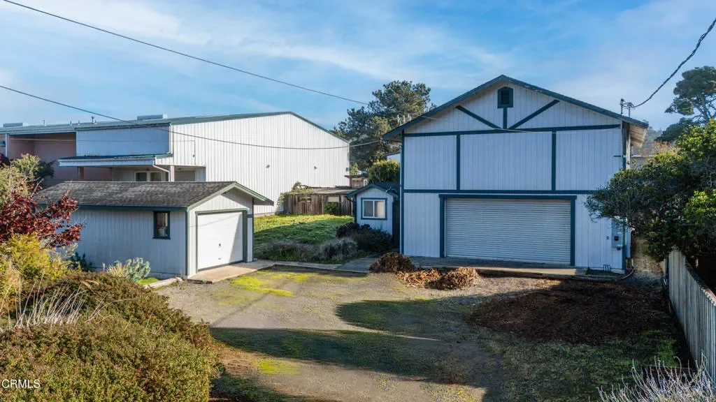 18651 Old Coast Highway, Fort Bragg, California, United States. - Photo 21