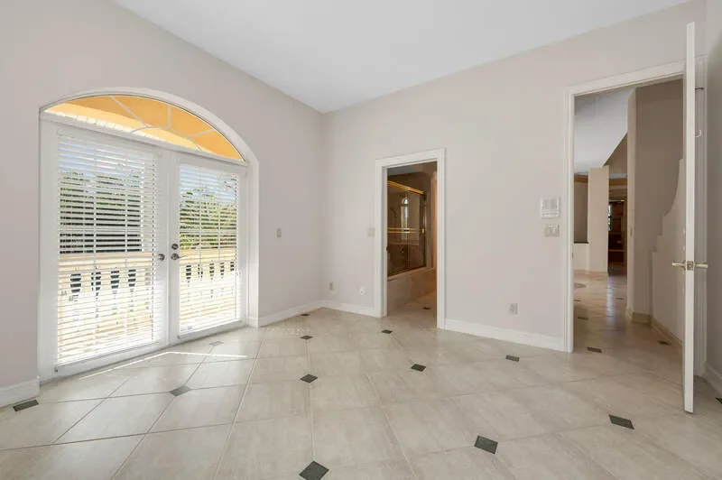 223 Dolphin Cove CT, Bonita Springs, FL, 34134, USA, Bonita Springs, Florida, United States. - Photo 16