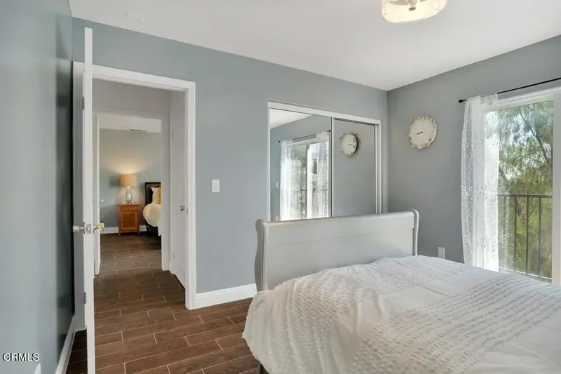 1300 Blue Hill Road, Los Angeles, California, United States. - Photo 50