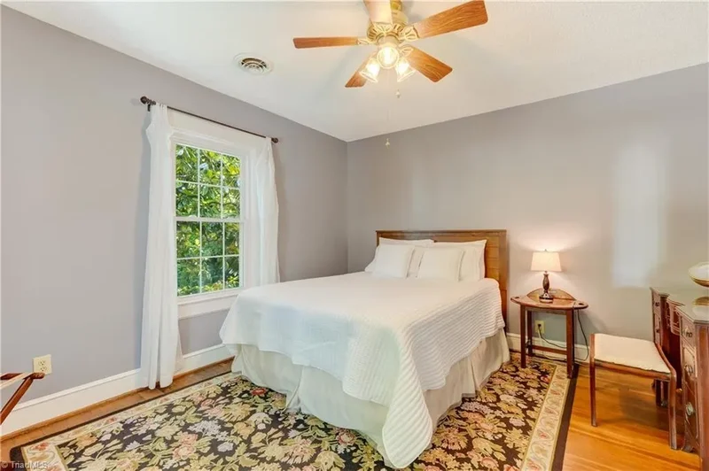17 E Main Street, Thomasville, North Carolina, United States. - Photo 43
