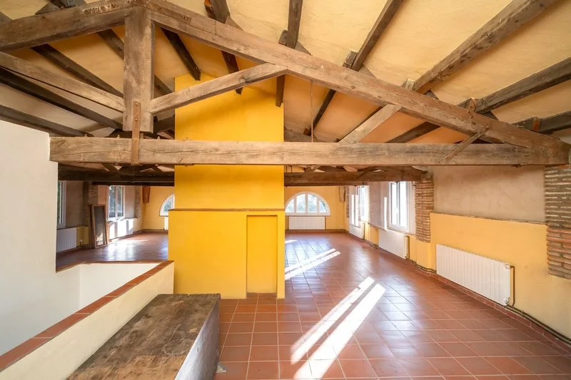 A la afueras, Sant Marti Vell, Catalonia, Spain. - Photo 63