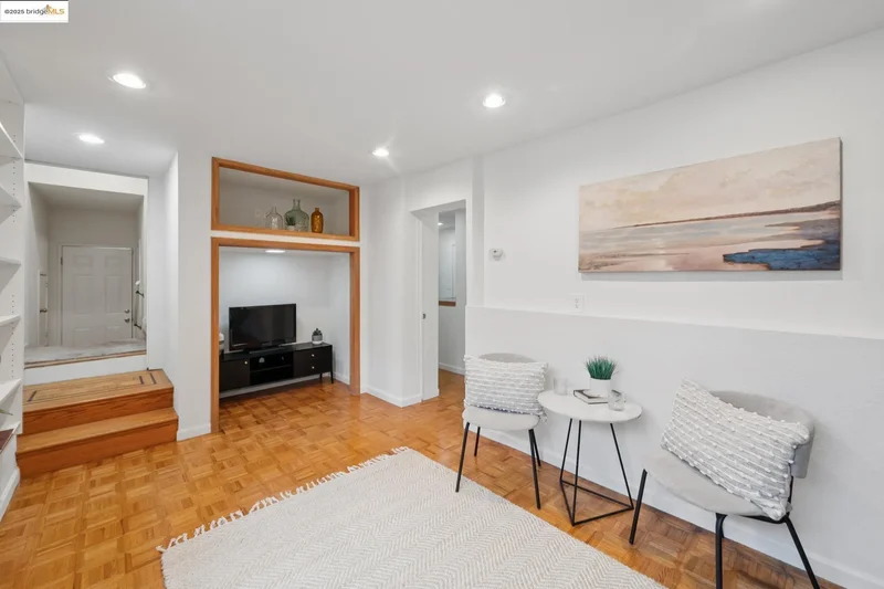 6141 Broadway Ter, Oakland, California, United States. - Photo 59