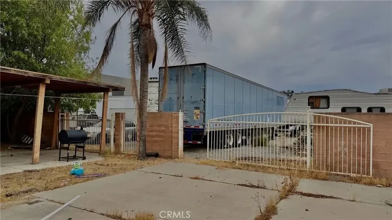 13981 Rose, Fontana, California, United States. - Photo 2