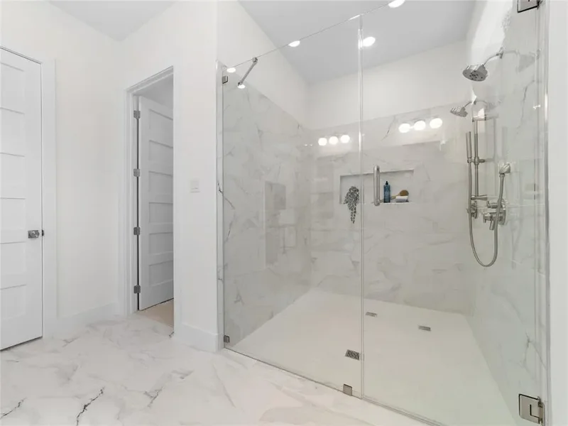 426 Martinique Avenue, Dallas, Texas, United States. - Photo 5