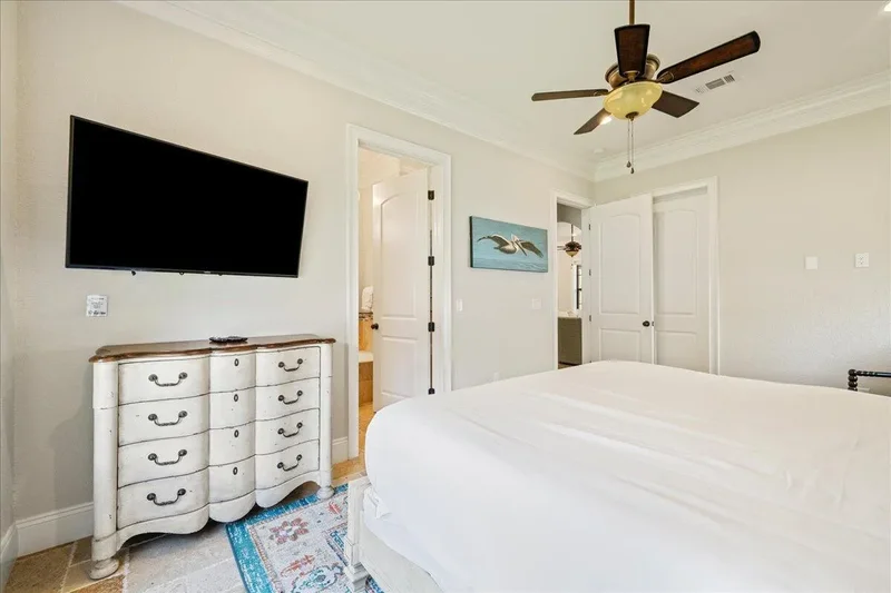 Miramar Beach, Florida, United States. - Photo 10