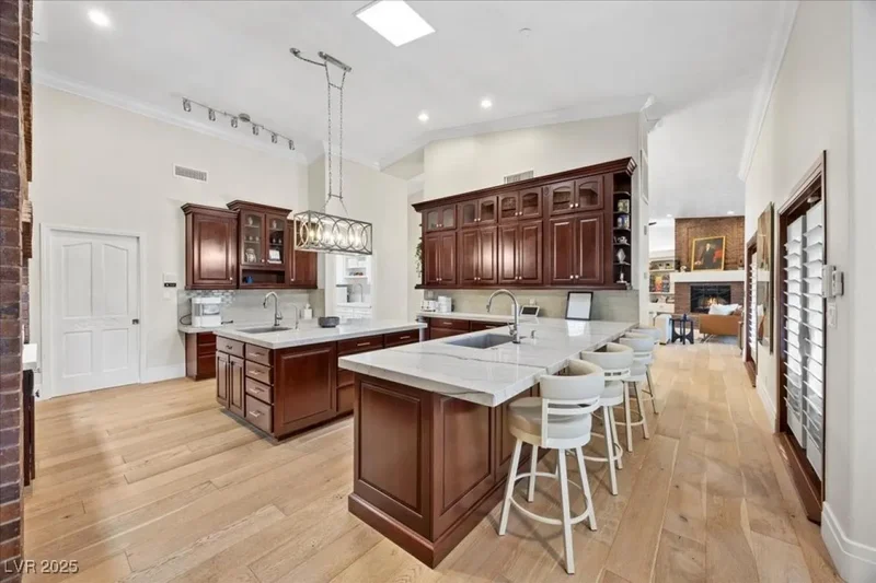 8180 West Red Coach Avenue, Las Vegas, Nevada, United States. - Photo 21