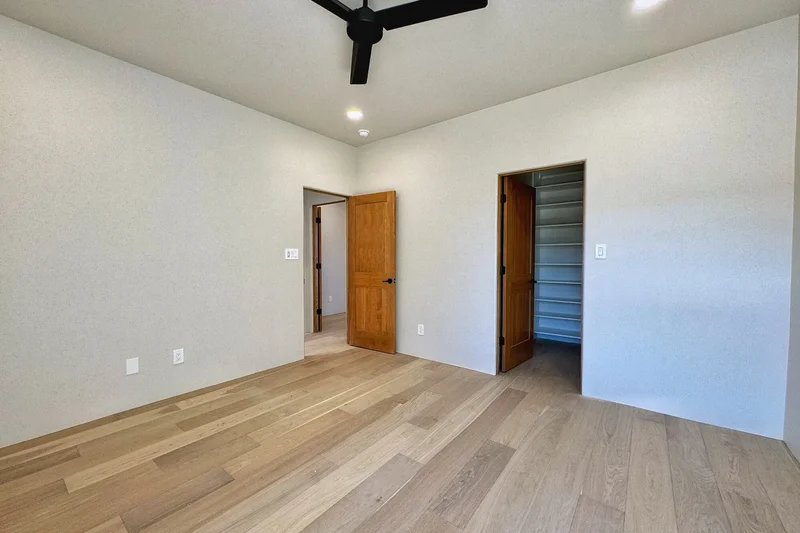 439 Calle Bonita, Santa Fe, NM 87505, Santa Fe, New Mexico, United States. - Photo 24