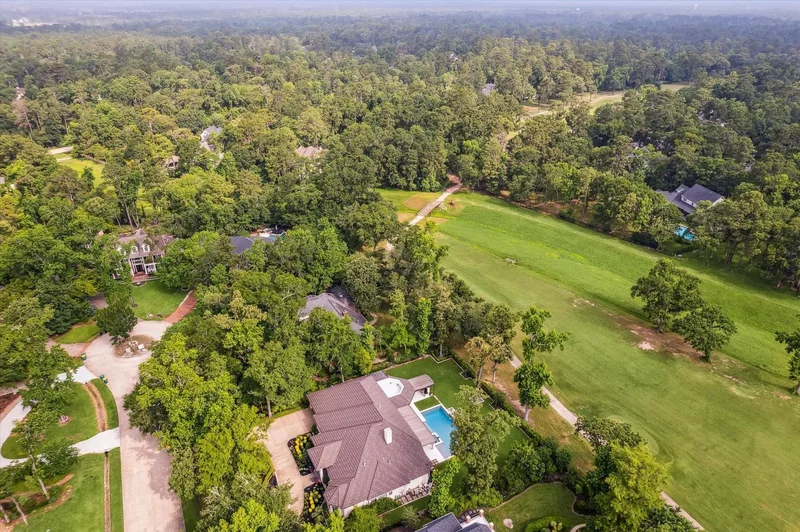 30 Halfmoon Court, The Woodlands, Texas, United States. - Photo 4
