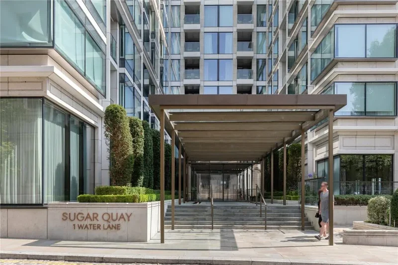 Sugar Quay, London, United Kingdom. - Photo 15