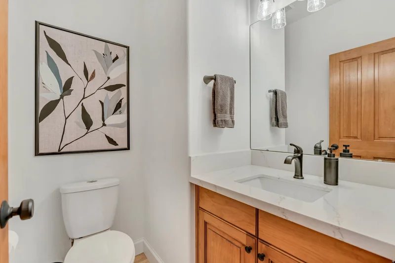 3261 E LANTERN HILL CT, Sandy, Utah, United States. - Photo 17
