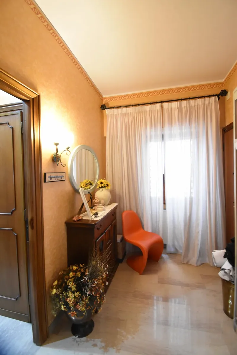 Viale dei Colli Portuensi, Rome, Lazio, Italy. - Photo 18
