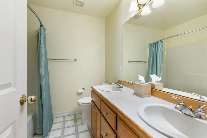 2726 9th St SW, WA, Puyallup, Washington, United States. - Photo 30