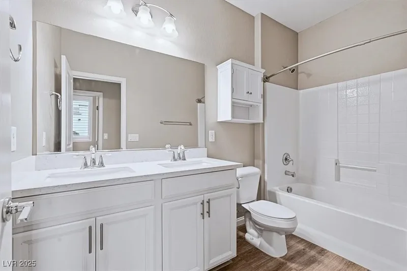 11844 Mino Rio Avenue, Las Vegas, Nevada, United States. - Photo 39