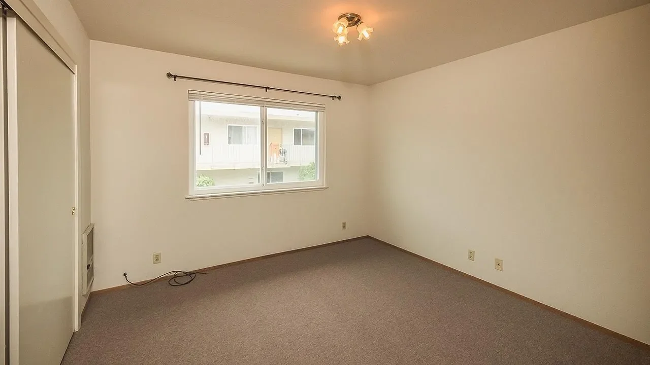 514 Baden Avenue, South San Francisco, California, United States. - Photo 10