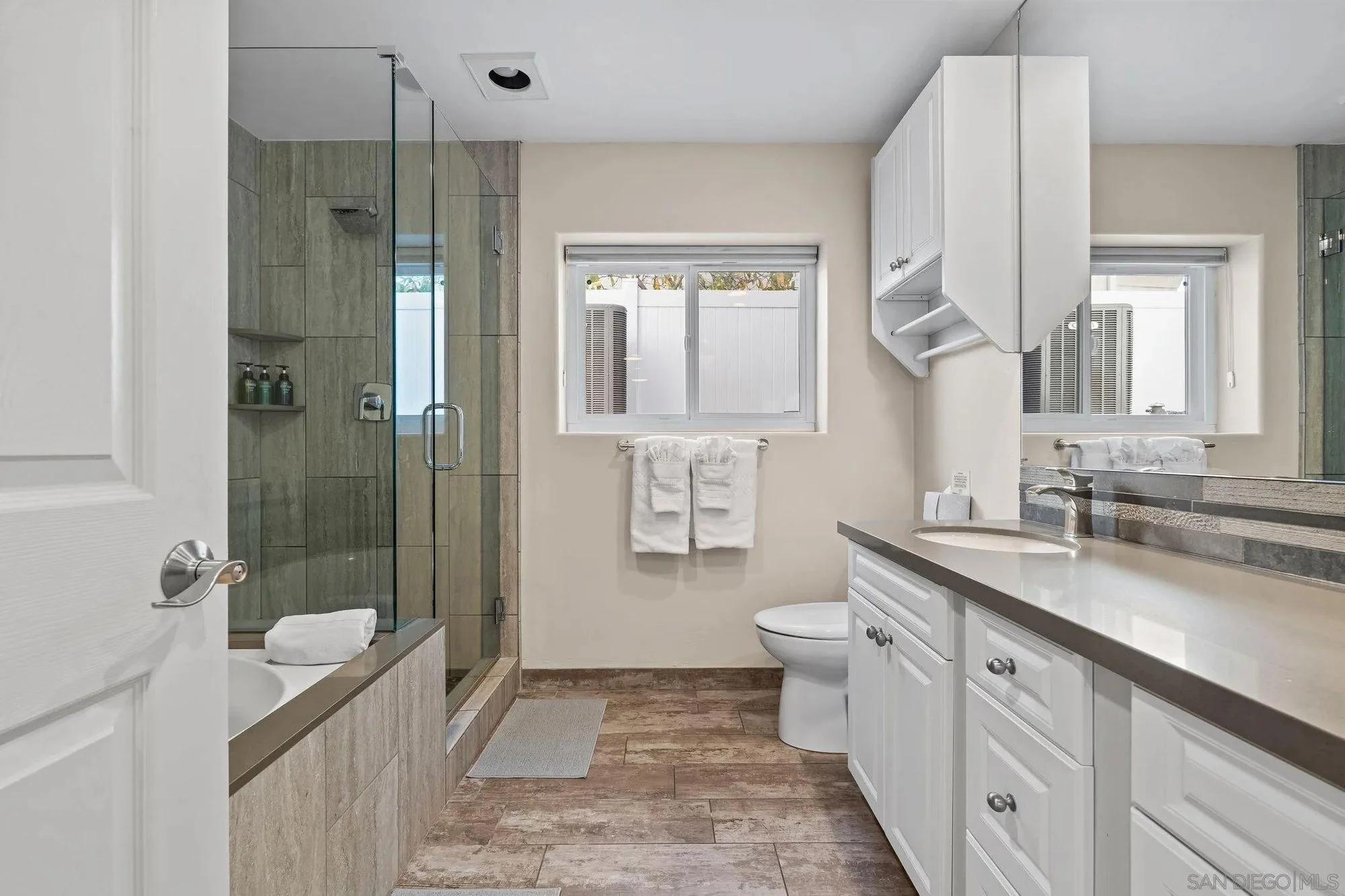 1177 Pacific Beach Drive #A, San Diego, California, United States. - Photo 7