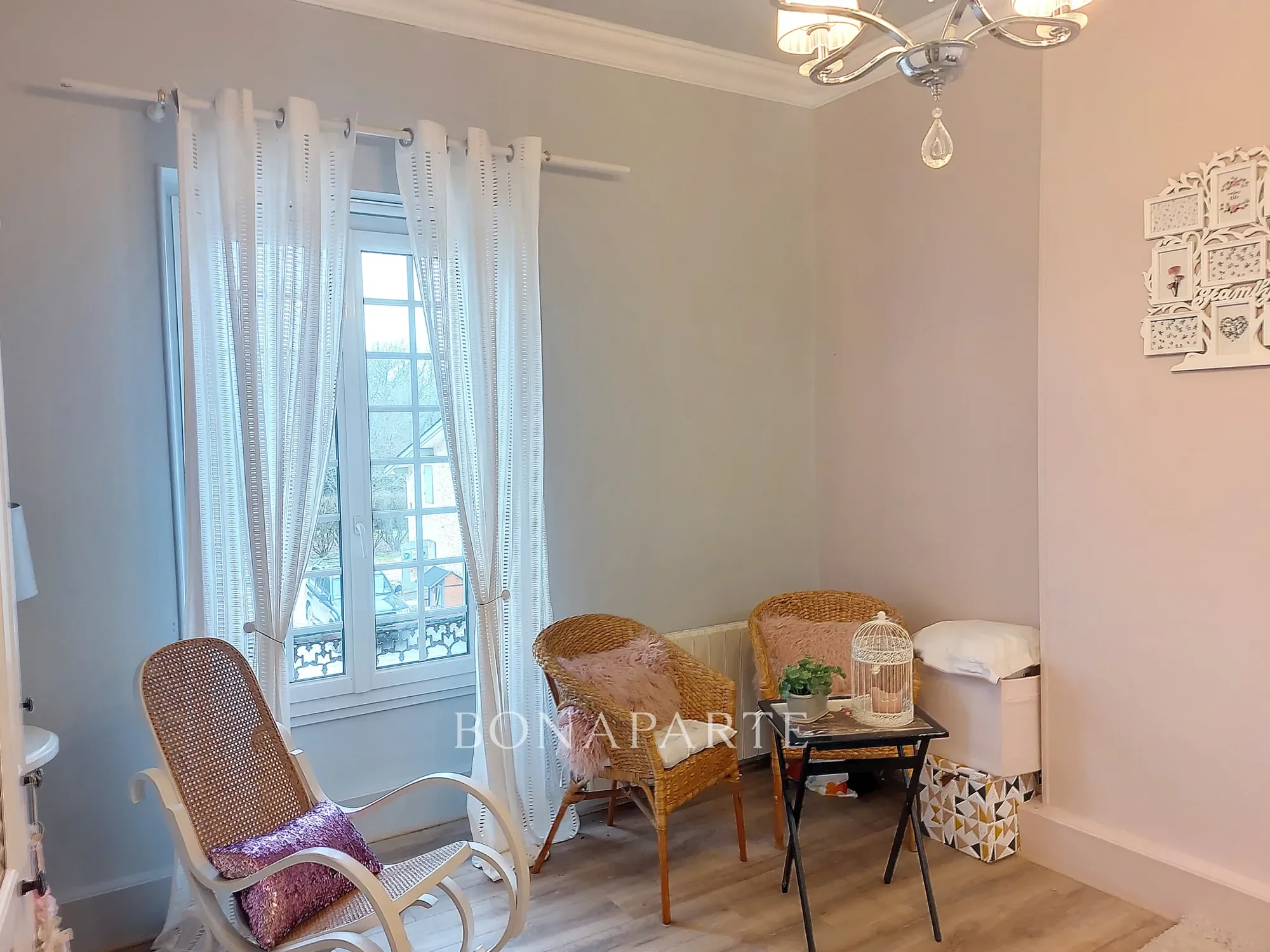 Gallery photo 12
