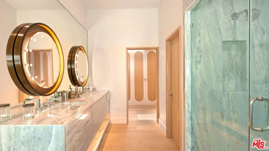 27044 Malibu Cove Colony Drive, Malibu, California, United States. - Photo 4