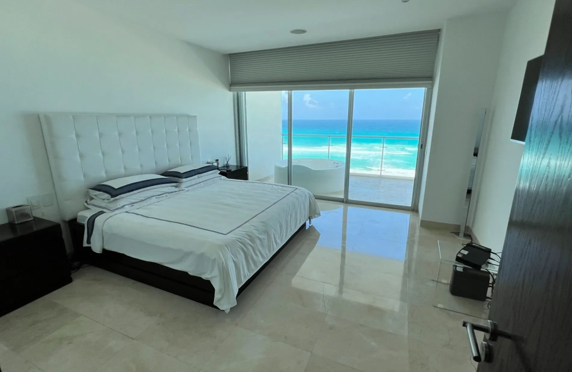 Blvd. Kukulcan KM 12, El Rey, Zona Hotelera, 77500 Cancún, Q.R., Mexico, Cancún, Quintana Roo, Mexico. - Photo 3