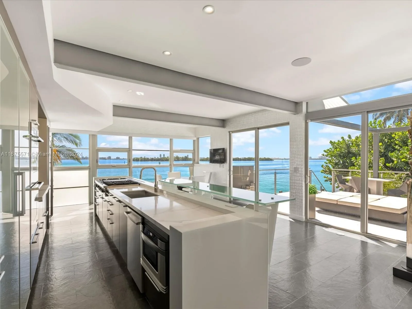 1165 Belle Meade Island Dr, Miami, Florida, United States. - Photo 31