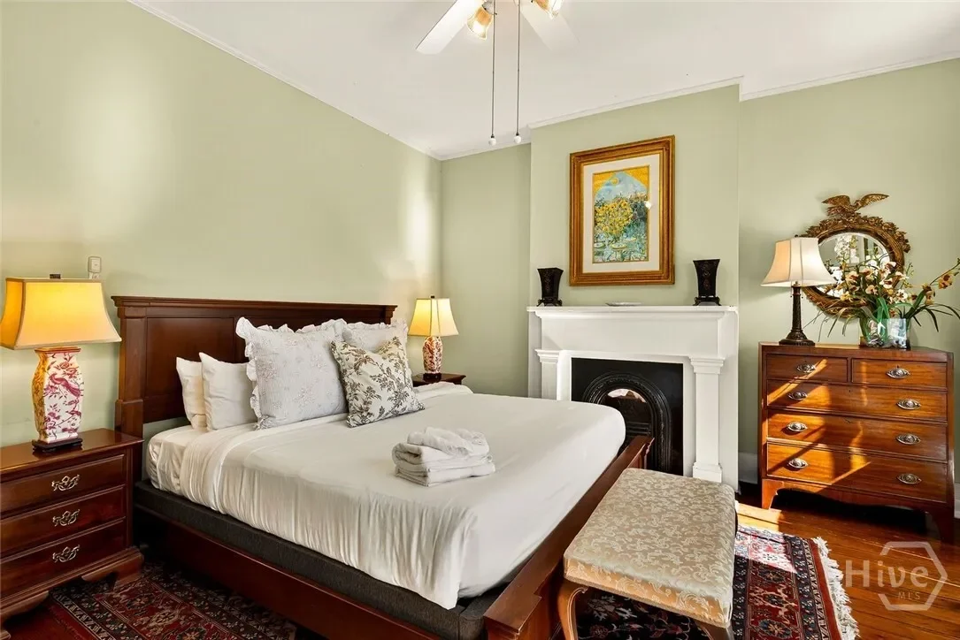 208 E Liberty Street, Savannah, Georgia, United States. - Photo 16