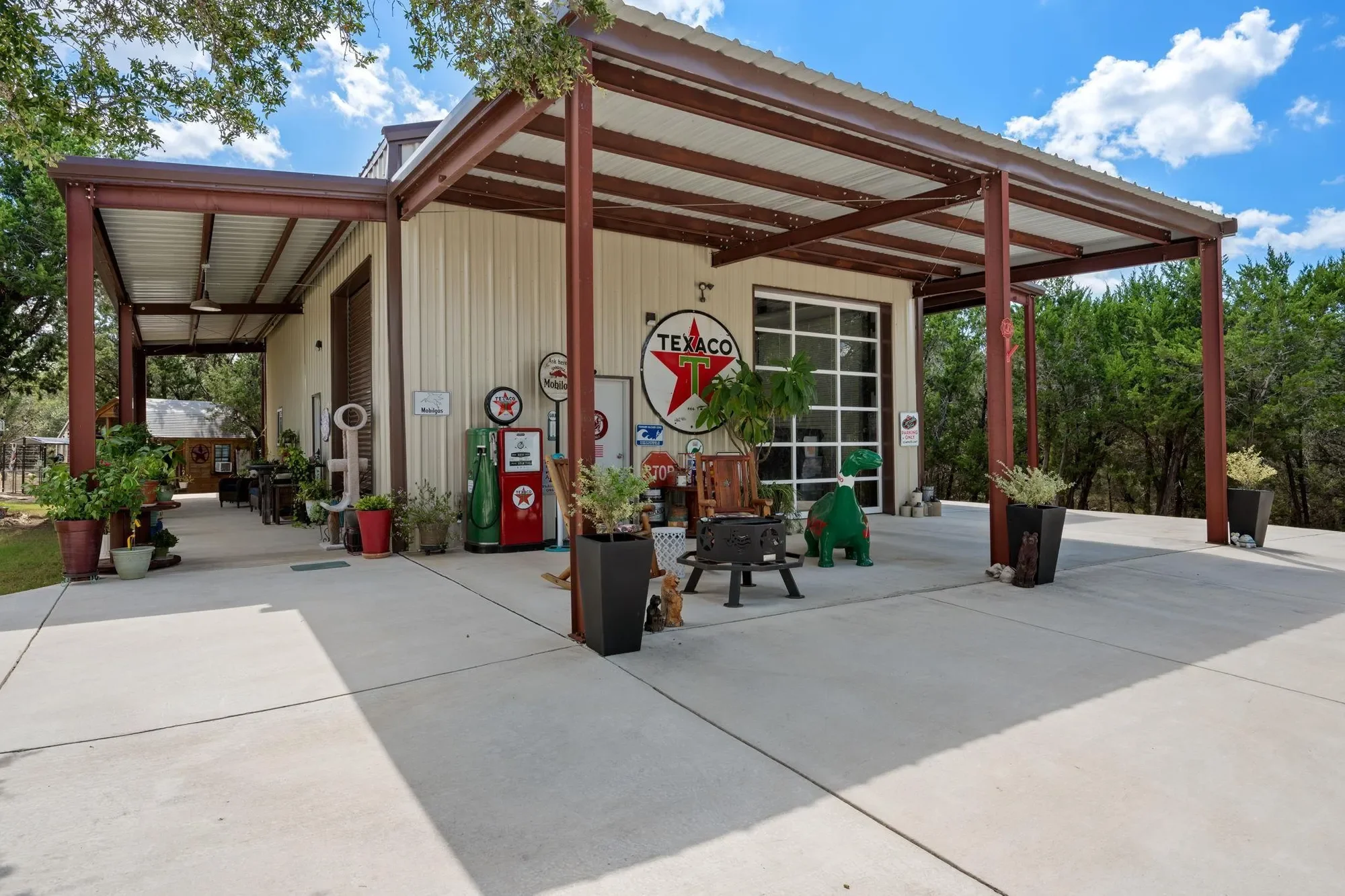 864 Coyote Ridge DR, Spring Branch, Texas, United States. - Photo 32