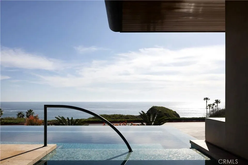 2526 Riviera Drive, Laguna Beach, California, United States. - Photo 12