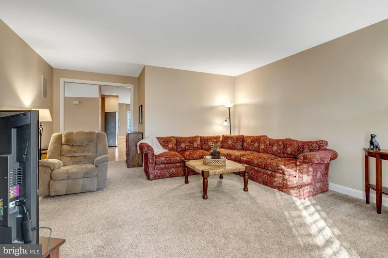 25675 Tremaine Terrace, Chantilly, VA 20152, Chantilly, Virginia, United States. - Photo 26