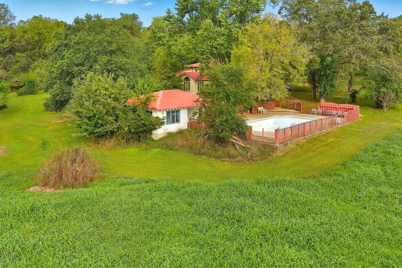 Forsyth, Missouri, United States. - Photo 48