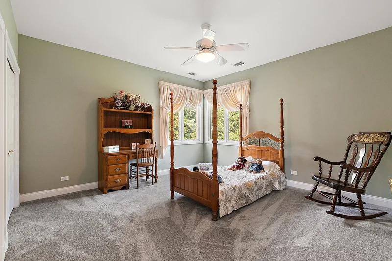 12444 Lake View Drive, Orland Park, IL 60467, Orland Park, Illinois, United States. - Photo 32