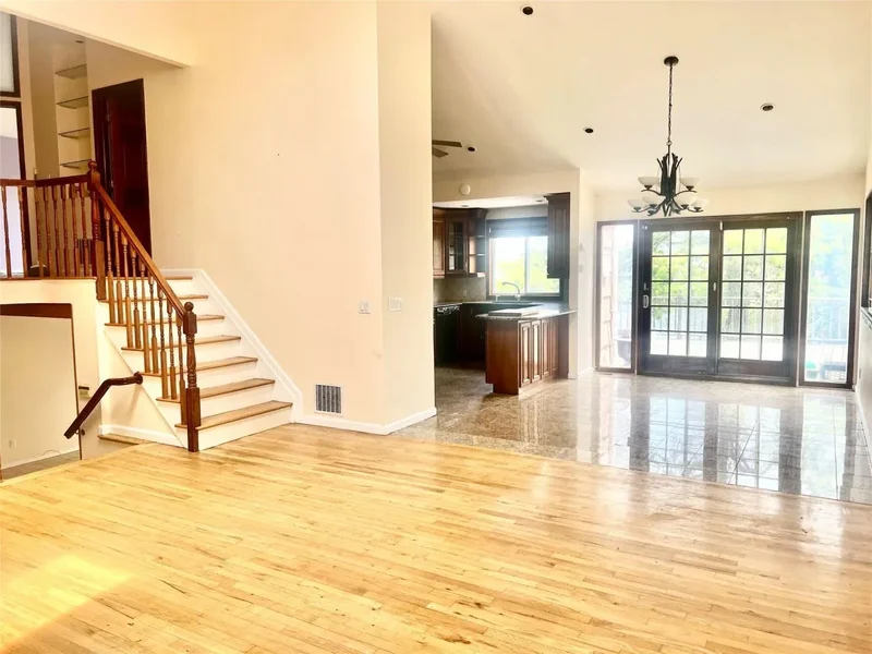 636 Derby Avenue, Woodmere, NY, 11598, USA, Woodmere, New York, United States. - Photo 8