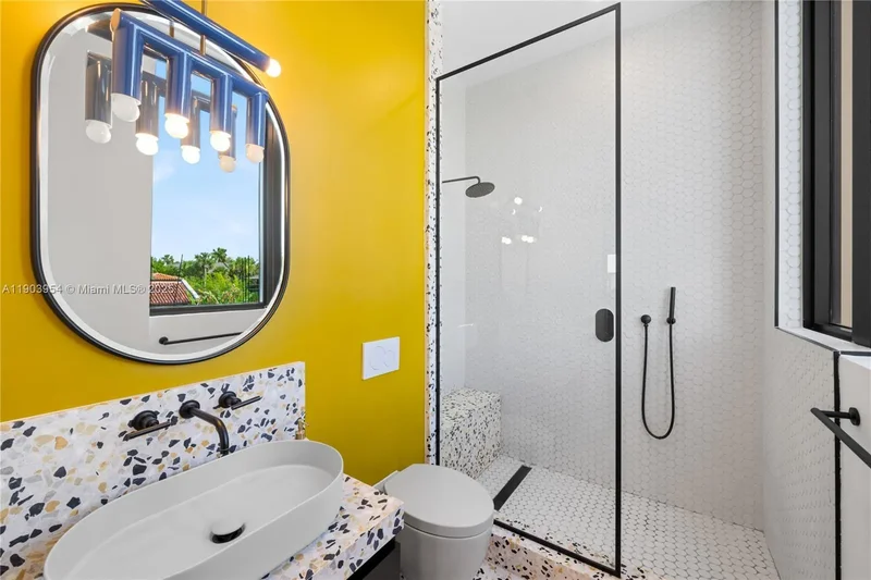 2053 N Bay Rd, Miami Beach, Florida, United States. - Photo 57