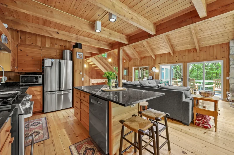 112 Silver St, Lanesborough, MA 01237, Pittsfield, Massachusetts, United States. - Photo 20