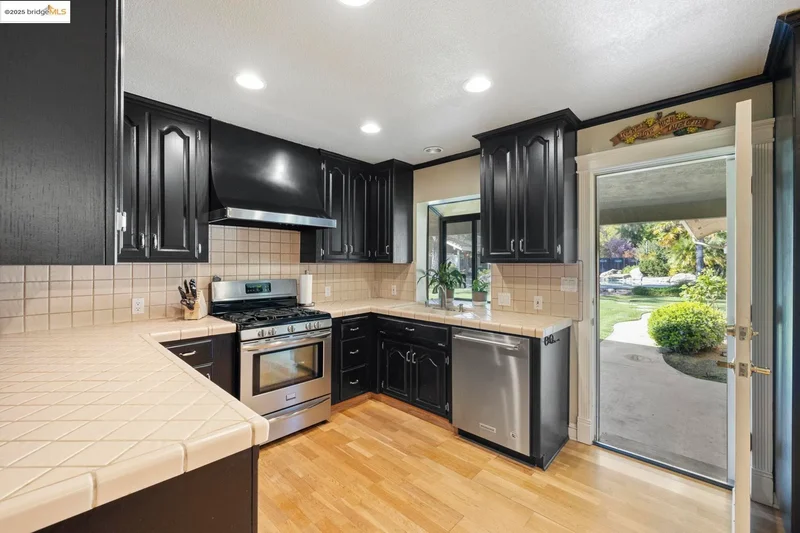 13299 Curry Ave, Lodi, California, United States. - Photo 29