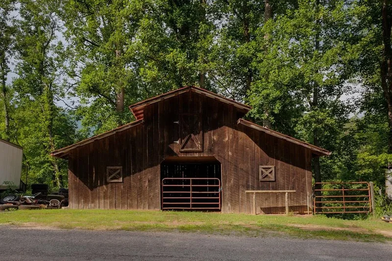 1615 East Vineyard Road, Hayesville, NC 28904, Hayesville, North Carolina, United States. - Photo 57