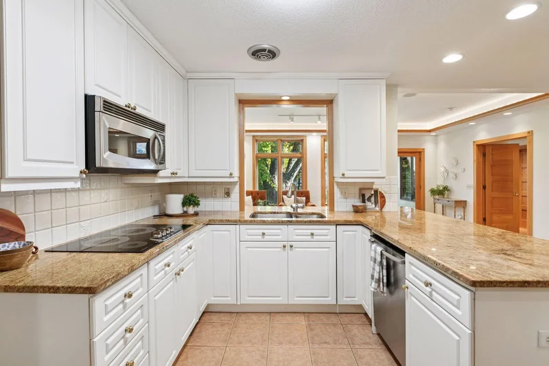 245 Ashley Road, Hopkins, MN 55343, Hopkins, Minnesota, United States. - Photo 18
