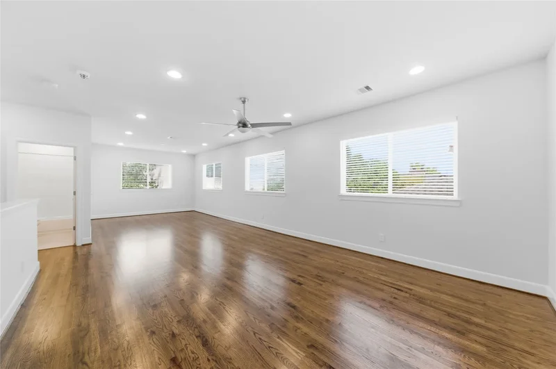 805 Birdsall Street, Houston, TX 77007, Houston, Texas, United States. - Photo 24